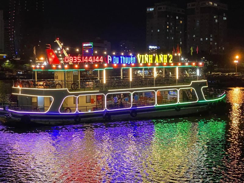 Han River by Night by Vinh Anh Cruise in Da Nang - At a glance