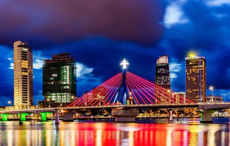 Han River Night Cruises By Dragon Cruise - A river ride through Da Nang after dark