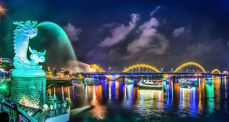 Han River Night Cruises By Tau Rong Song Han - What you see from the water