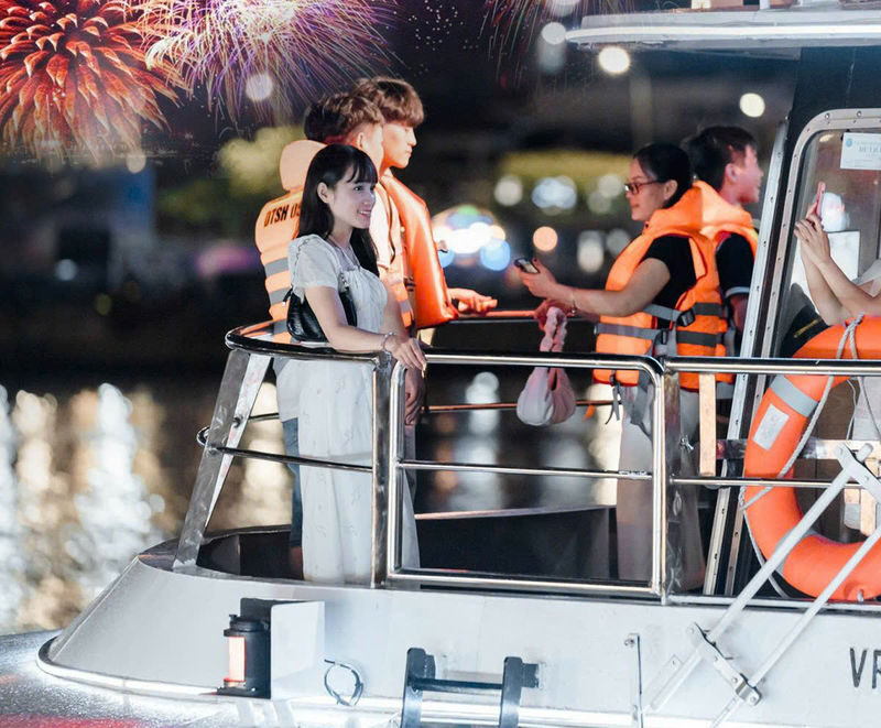 Han River Sightseeing and Dining Experience on 4U Cruise in Da Nang - Getting to 26 Bach Dang and boarding on time