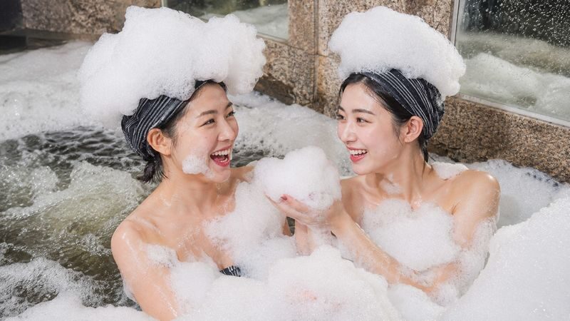 Hana Mud Spa Experience in Myeongdong (For Women Only) - What the Setting Is Like