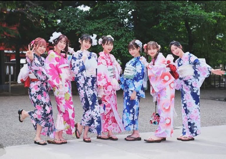 Hanaka Kimono Rental with Hairstyling in Asakusa - Service, language and practical comfort