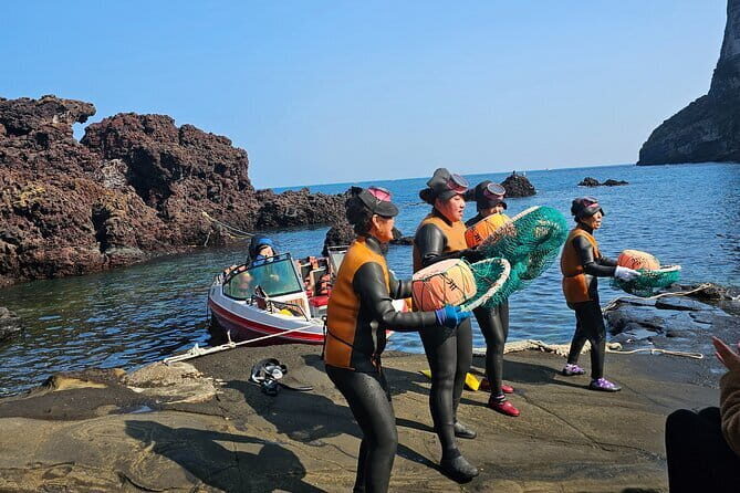 Hanbok Experience & Seasonal Half-Day Private Package Tour - FAQs