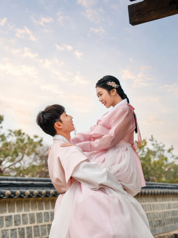 Hanbok Rental with Hair in Jeonju Hanok village - Hanbok belongs in Jeonju Hanok Village