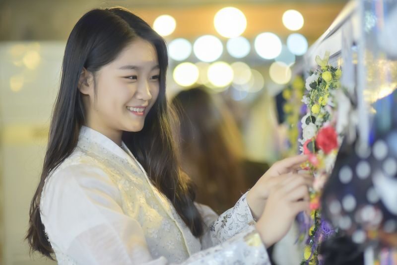 Hanboknam Hanbok Rental Service (Korean Folk Village Branch) - What the price does and does not cover