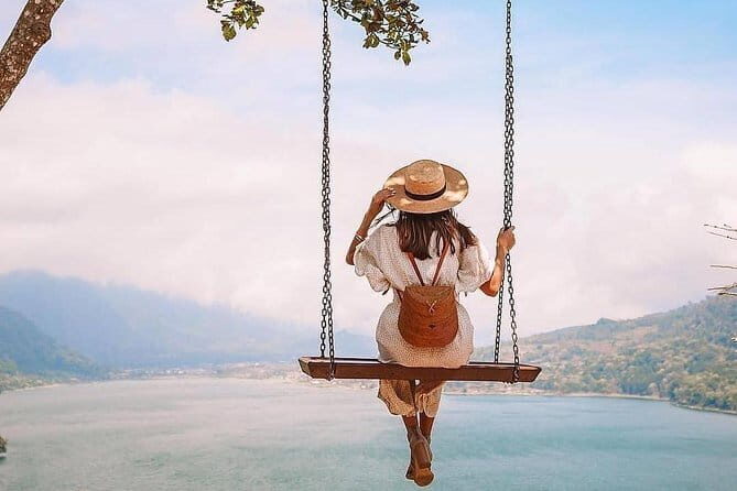 Handara Gate, Bratan Temple & Insta Spots - An In-Depth Look at the Tour Experience