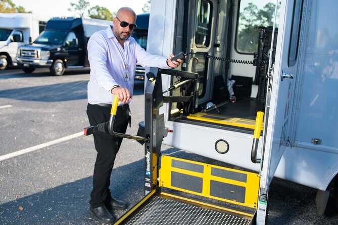 Handicap Orlando Airport MCO or Hotel Transfer - On the Day of Your Transfer