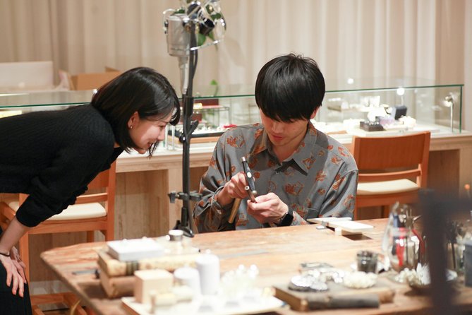 Handmade Experience of a Ring Completed in About 60 Minutes - Expectations and Accessibility
