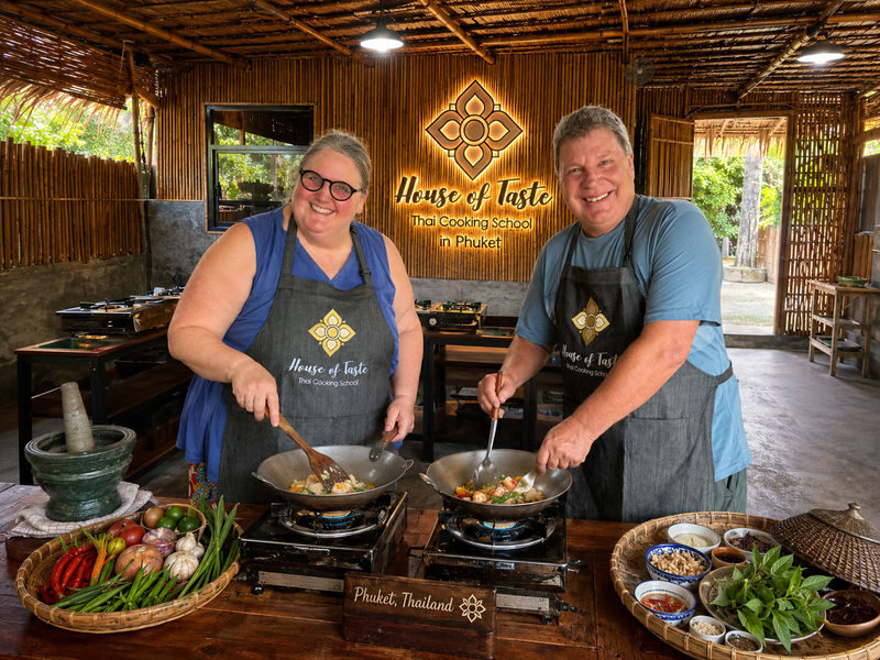 Hands-on Thai Cooking Class & Market Tour in Phuket - Start with ingredients at Mae Somchit Kata Fresh Market