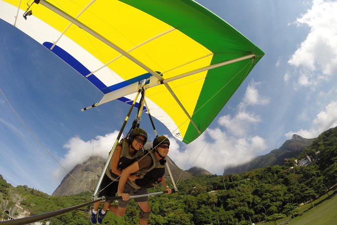 Hang Gliding in Rio De Janeiro - Paragliding Vs Hang Gliding: Which to Choose?