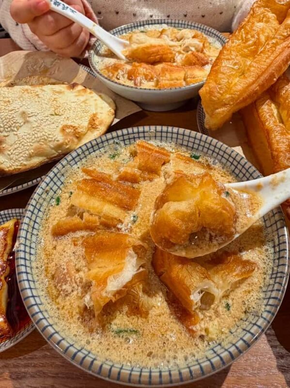 Hangzhou Breakfast Walk: Eat Like a Local in the City Center - Who Will Love This Tour?