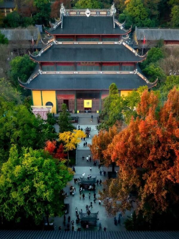 Hangzhou: Lingyin Temple, West Lake & Xiaohe Block - FAQs