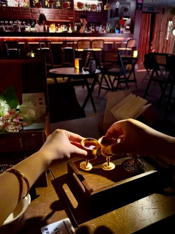 Hangzhou Nightlife: Historic Bar, Live & Local Market - The Sum Up: Who Will Love This Tour?