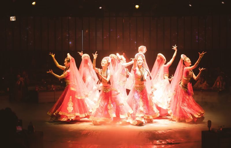 Hangzhou Palace Banquet: An Immersive Imperial Feast of Ancient China - A Palace-Style Welcome on Shuguang Road
