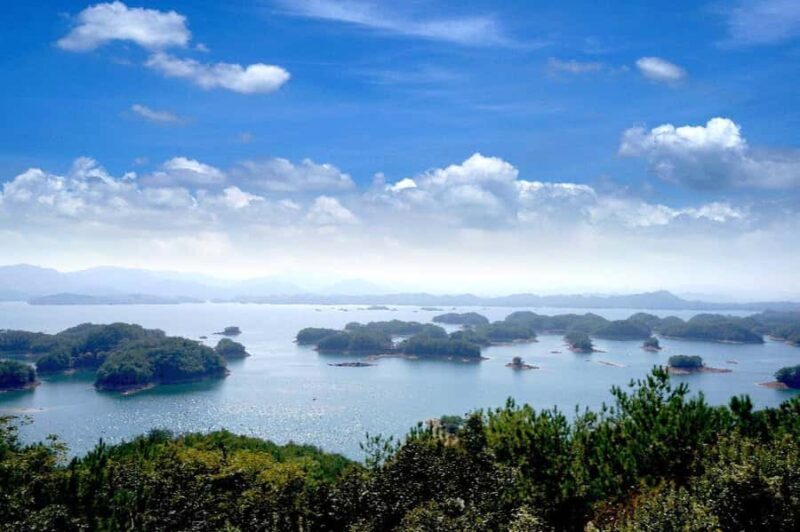 Hangzhou: Thousand Island Lake Day Trip with Boat Ride - Exploring the Thousand Island Lake Day Trip from Hangzhou