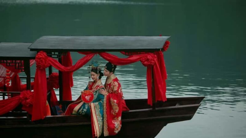 Hangzhou: West Lake Boat Tour Photoshoot - Hangzhou: West Lake Boat Tour Photoshoot—A Complete Guide