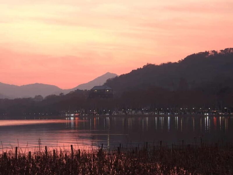 Hangzhou: West Lake Legends Walking Tour - Exploring the Itinerary in Detail