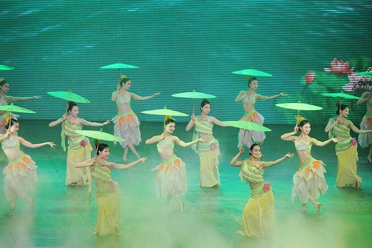Hangzhou West Lake & Leifeng Pagoda Full-Day City Highlights Tour - Should you book it?
