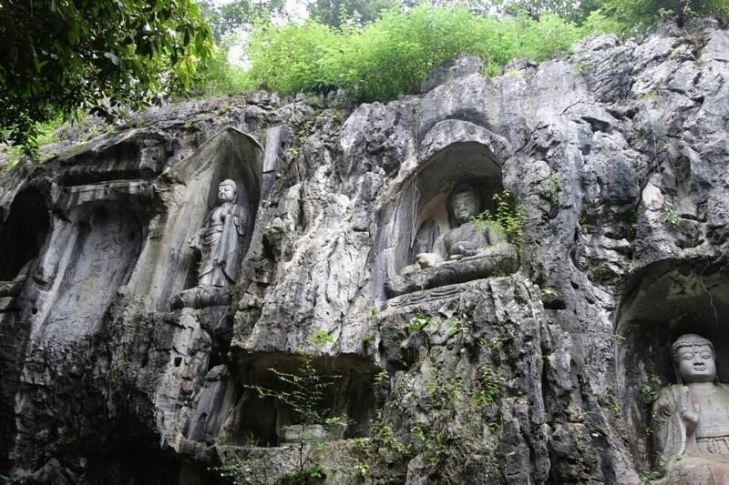 Hangzhou West Lake & Lingyin Temple Full-Day Historical Tour - Weather and timing can change the experience