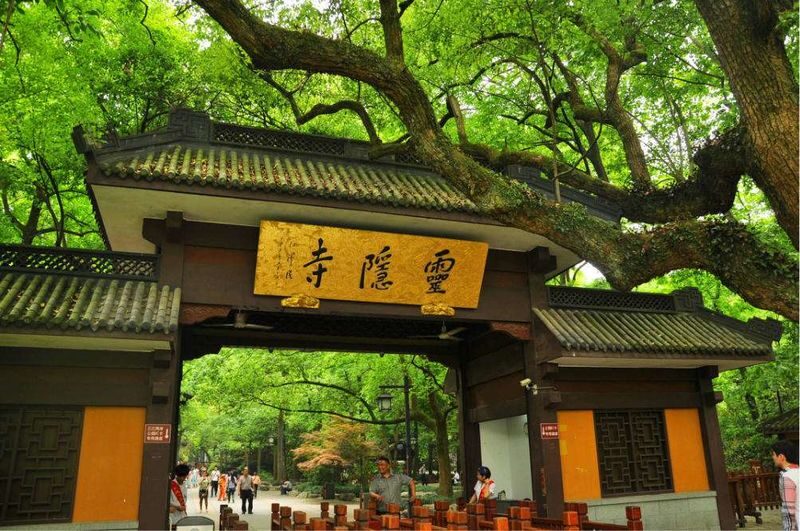 Hangzhou West Lake & Lingyin Temple Full-Day Historical Tour - Who should book this Hangzhou day