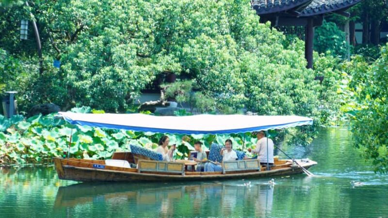 Hangzhou: West Lake Yuloh Boat with Local Guide - Good To Know