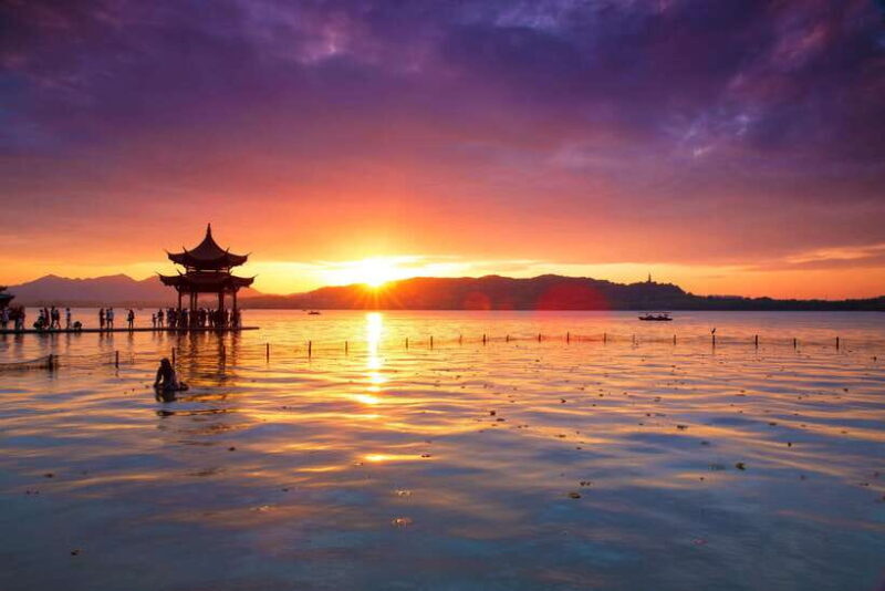 Hangzhou:Luxury West Lake Cruise+Santan Yinyue Island Ticket - The Sum Up