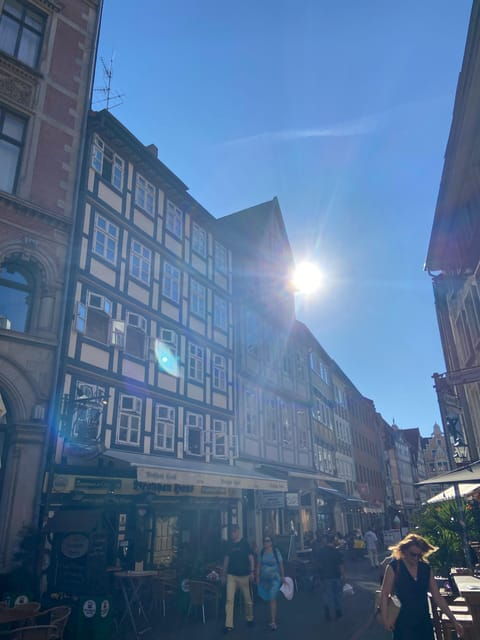 Hannover: 1-Hour City Walking Tour - Experience Highlights