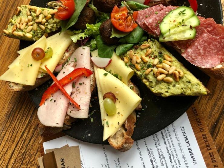 Hannover: Guided Bike Tour for Foodies With Tastings - Tour Details and Duration