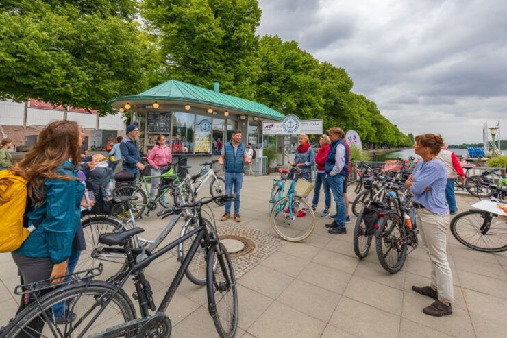 Hannover: Guided Bike Tour for Foodies With Tastings - Bike Rental and Pick-up Info
