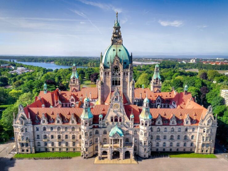 Hannover: New Town Hall Guided Walking Tour - Experience Highlights