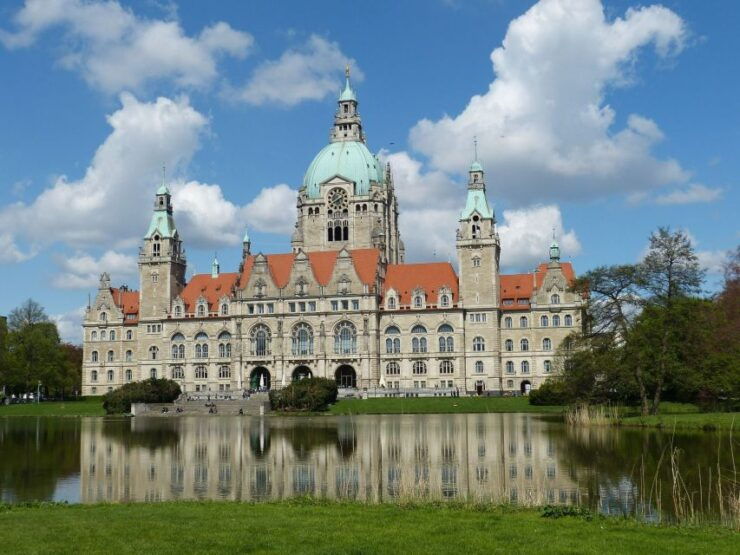 Hannover: Private Guided Walking Tour - Experience Highlights