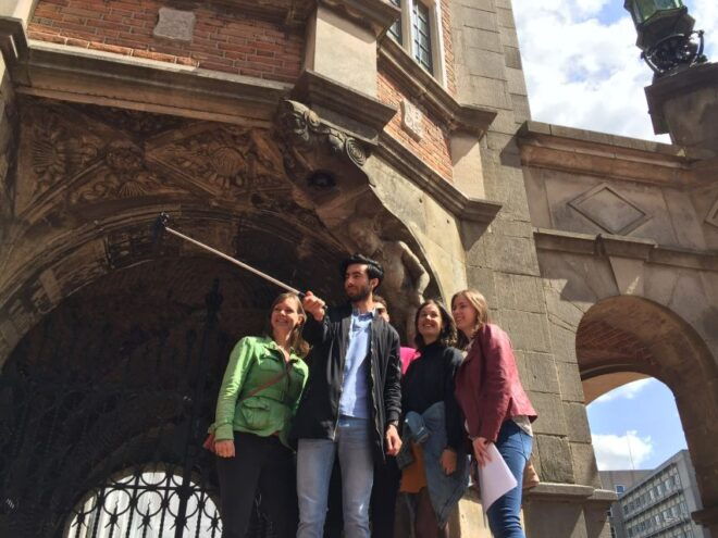 Hannover: Whatsapp Murder Mystery Interactive City Tour - Reservation and Payment