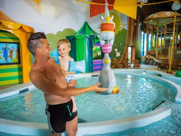 Hannut: Plopsaqua Hannut-Landen Water Park Entry Ticket - Parking Information