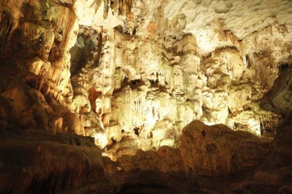 Hanoi: 1-Day Ha Long Bay Cruise, Titop Island & Luon Cave - What to Bring Along