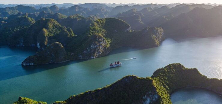 Hanoi: 2-Day Luxury Halong Bay and Lan Ha Bay Cruise - Day 1: Hai Phong City Exploration