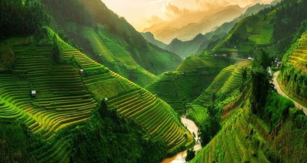 Hanoi: 2-Day Sa Pa Guided Village & Homestay Trekking Tour - Essential Items to Bring