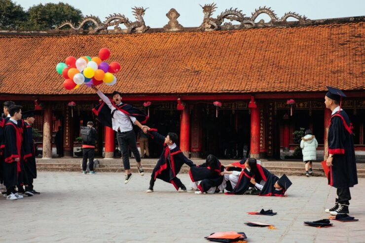 Hanoi: 2-Hour Private City Tour Off the Beaten Track - Tour Duration and Guide Information