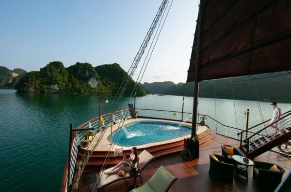 Hanoi: 2D1N Ha Long, Lan Ha Bay by Amanda Luxury Cruise - Language Options
