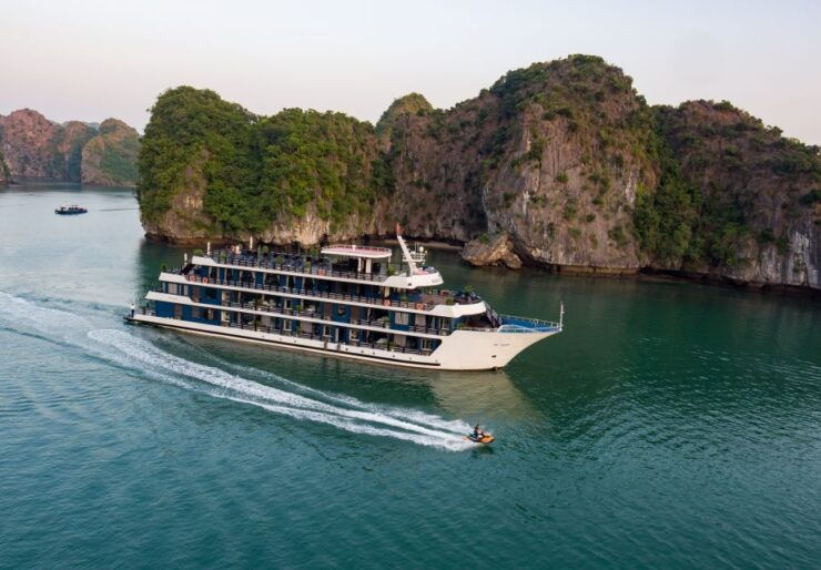 Hanoi: 5-Star 3-Day Halong Bay Cruising Experience - Experience