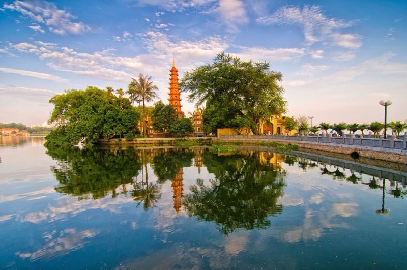 Hanoi Afternoon City Tour with Lunch: Tran Quoc Pagoda, Temple of Literature & Hoa Lo Prison - The afternoon at a glance
