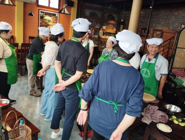 Hanoi Authentic Cooking Class and Local Market With Chef - Booking Information