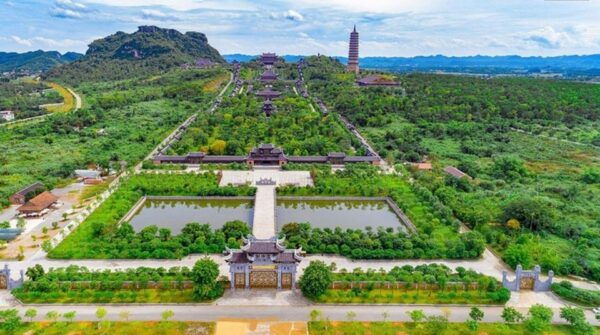 HANOI: BAI DINH - TRANG AN & MUA CAVE DAY TRIP BY LIMOUSINE - Booking Details