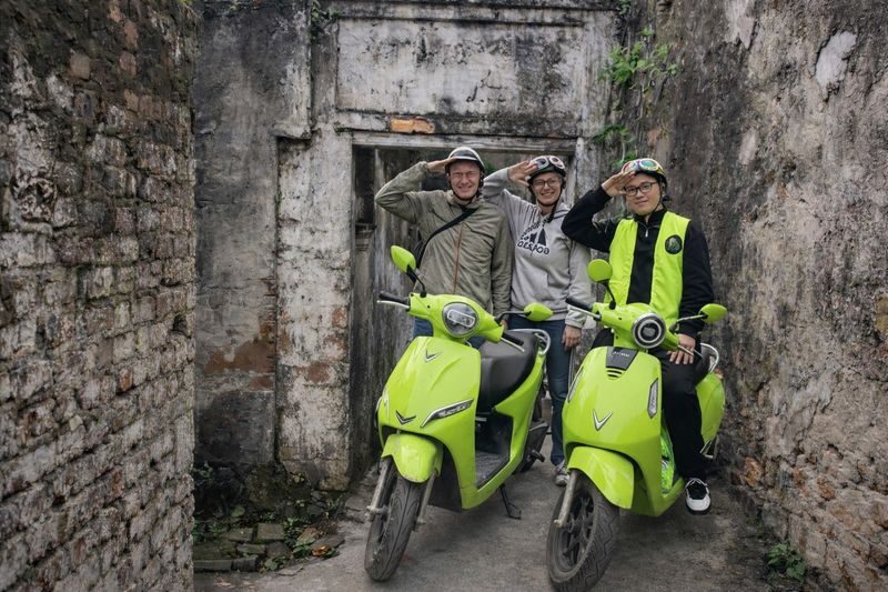 Hanoi Bat Trang Ceramic Village Half-Day Tour with Electric Motorbike - A flexible route, with a real trade-off