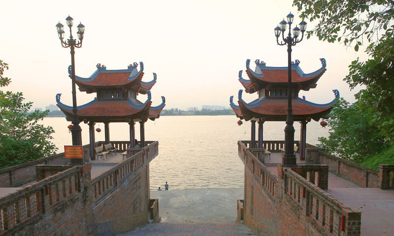 Hanoi Bat Trang Ceramic Village Half-Day Tour with Electric Motorbike - Is $50.69 good value?
