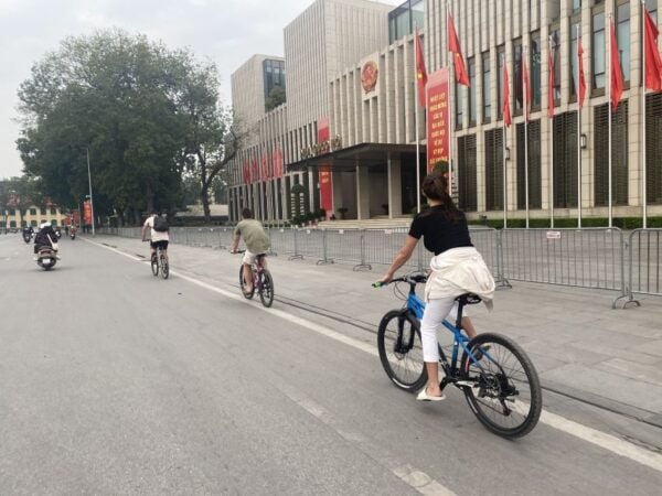 Hanoi: Bike Tour Through Hidden Gems and Banana Island - The Sum Up