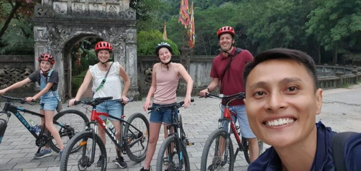 Hanoi Biking Tour - Discover the Hidden Gems and Local Life - Activity Details