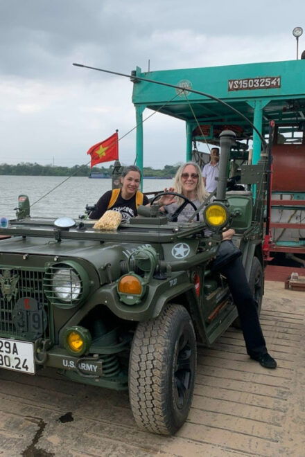 Hanoi by Night: Private City Jeep Tour and Jazz Music Club - Jazz Music Club Visit
