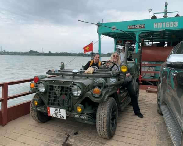 Hanoi by Night: Private City Jeep Tour and Jazz Music Club - Inclusions and What to Expect