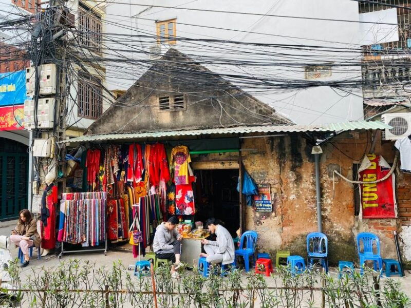 Hanoi: Cho Gioi Vietnam War History Walking Tour - Good To Know