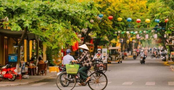 Hanoi City Half Day - The City Contains Cultural Beauty - The Temple of Literature